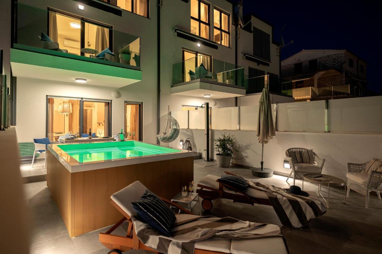 NEW! ReLux Hvar - Remote Luxury Homes Hvar Town Extérieur photo